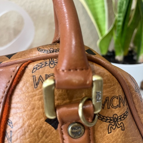 MCM COGNAC VISETOS HANDBAG - Picture 7 of 16